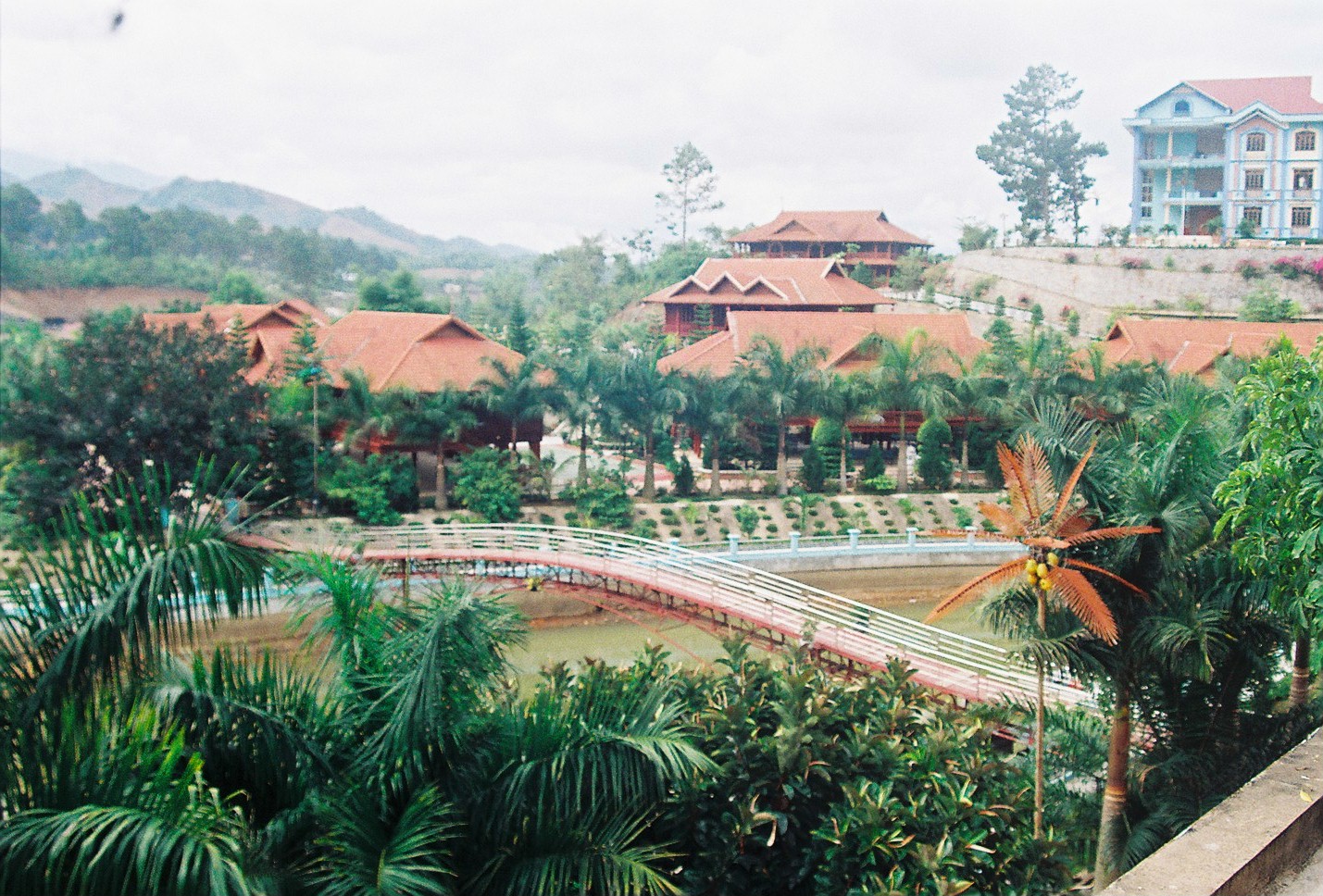 HIM LAM HOTEL 
